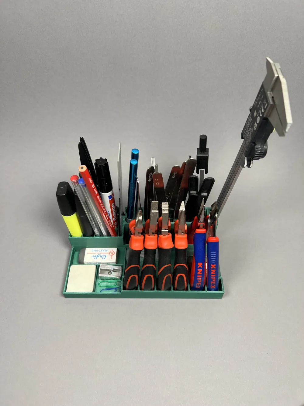 Organizador de Bancada de Trabalho