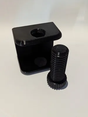 Suporte para Gestão de Cabos de Secretária